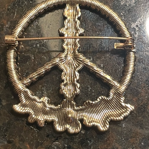 Rhinestone PEACE SIGN Brooch Crystal Flowers Peace Flower Power Sparkling - Picture 6 of 6